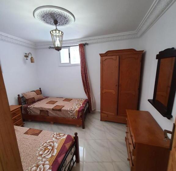 이코노미 룸, Hostel Aline