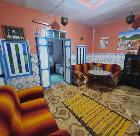 共用房间的床, Hostel Aline