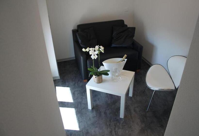 家庭间, Albergo Porta Verzasca