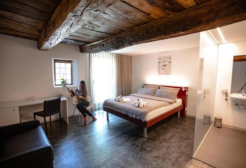 标准间带阳台, Albergo Porta Verzasca