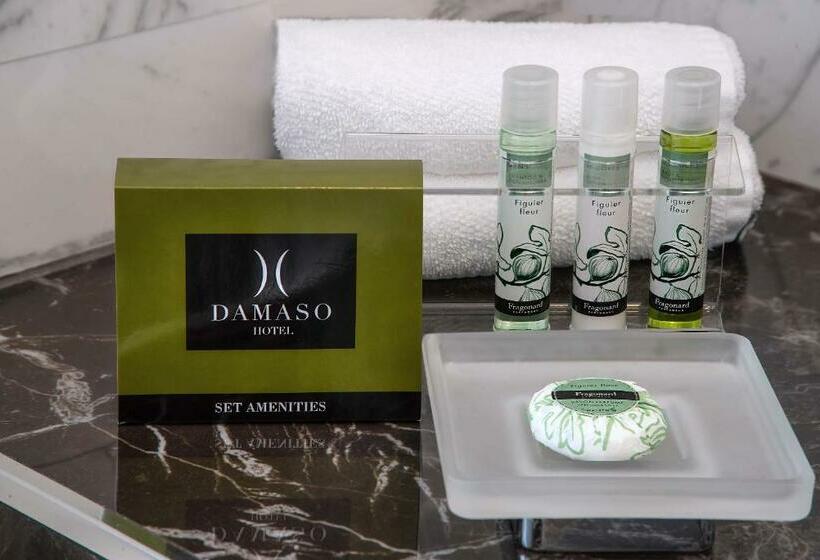 Camera Standard, Damaso