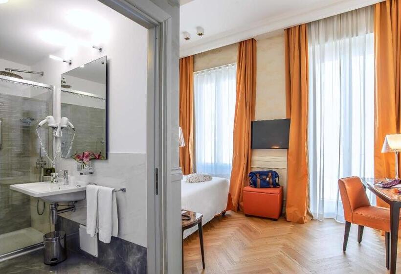 Camera Superiore Accessibile ai persone con mobilità ridotta, Damaso