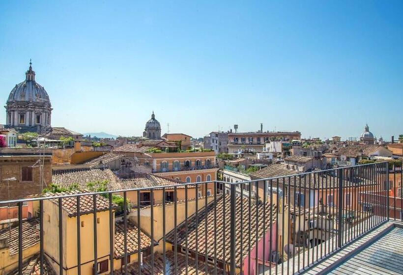 Camera Attico, Damaso