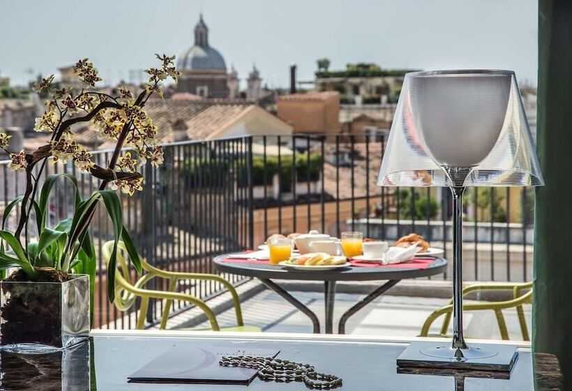 Camera Attico, Damaso