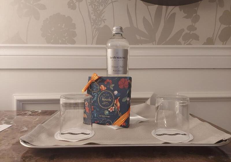 Camera Comfort, Damaso