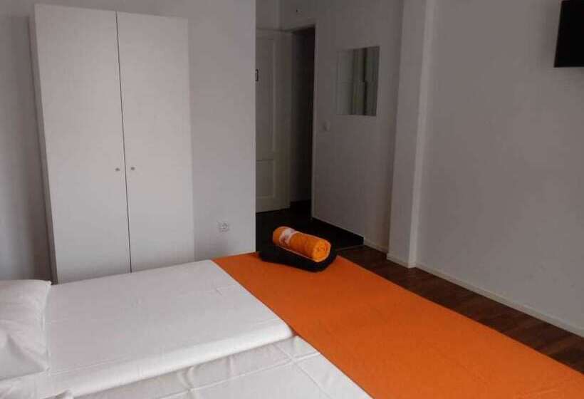 سوییت, Miranda & Miranda