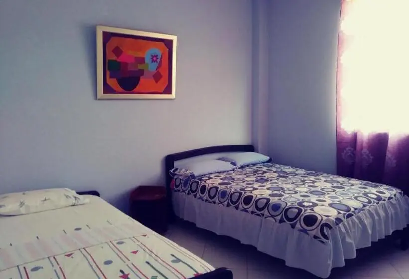 Klassisches 4-Bett-Zimmer, Salduba