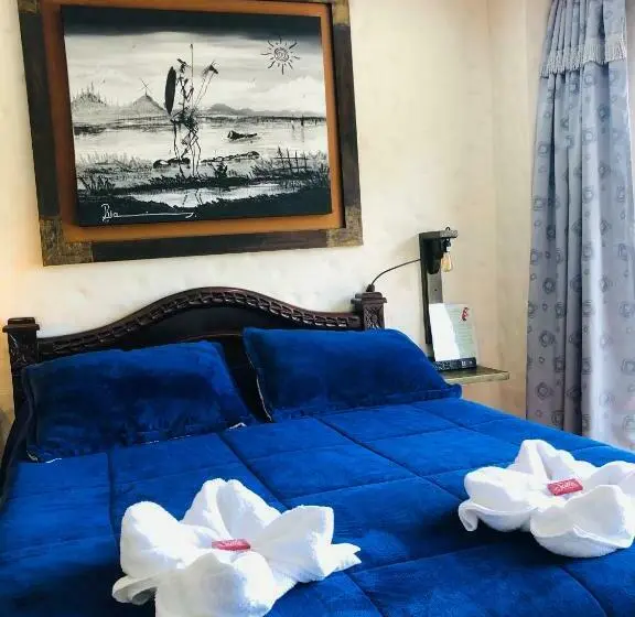 Standard-huone Järvinäkymä, Lake View Hostel