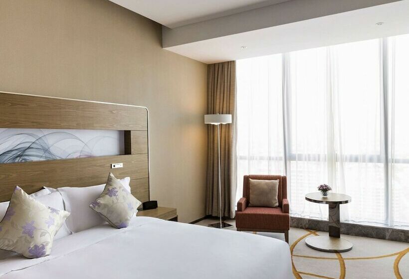 이그제큐티브 룸, Novotel Rizhao Suning