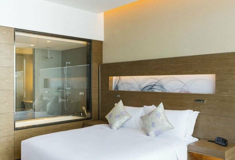 이그제큐티브 룸, Novotel Rizhao Suning