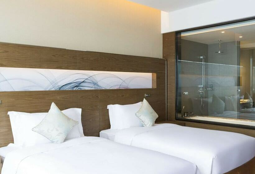 이그제큐티브 룸, Novotel Rizhao Suning