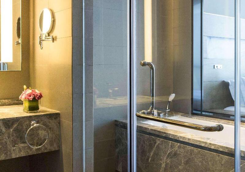 이그제큐티브 룸, Novotel Rizhao Suning