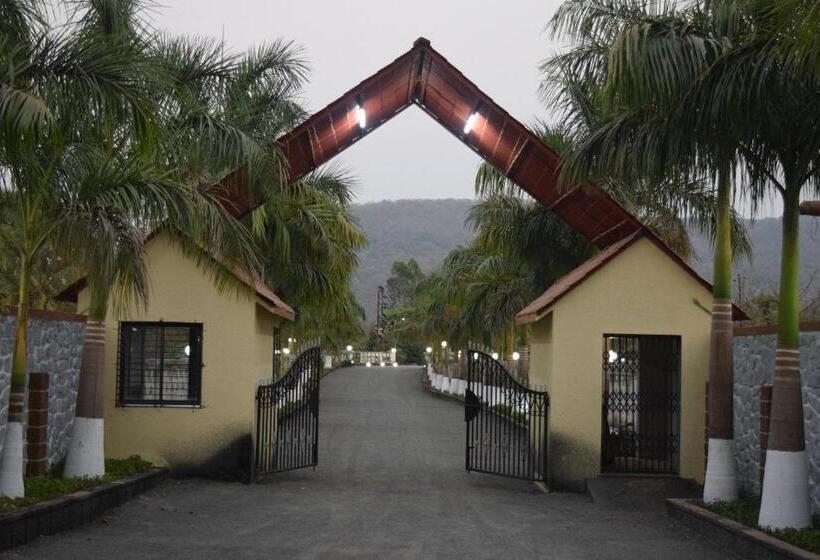 ویلای 3 خوابه, Anand Agro Tourism Kashid