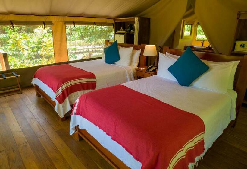 چادر با خدمات رفاهی استاندارد, Isla Chiquita Glamping
