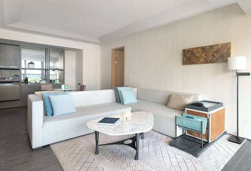 Люкс Вид на Море, Rosewood Sanya