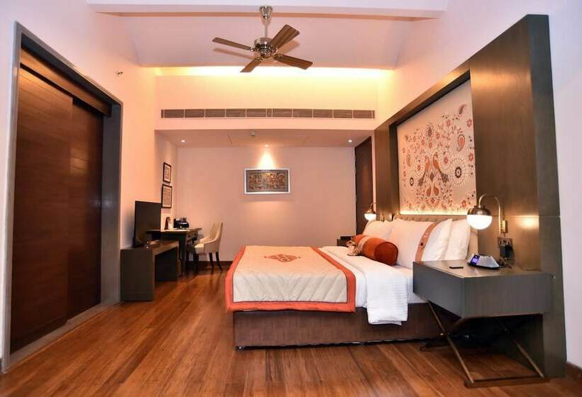 Deluxe Svit, The Lalit Mangar