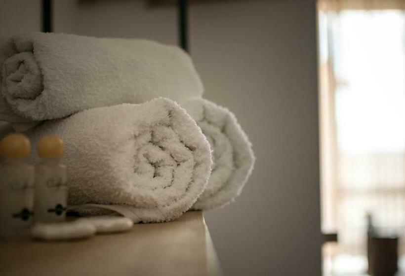 标准工作室, The Mint Villa Saint Vlas