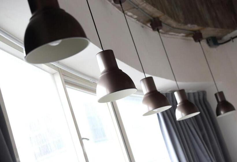 اتاق استاندارد با سرویس بهداشتی مشترک, View Hostel