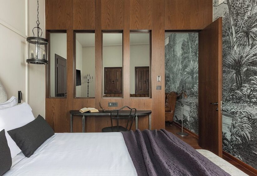 سوییت اجرایی, Stoes Boutique