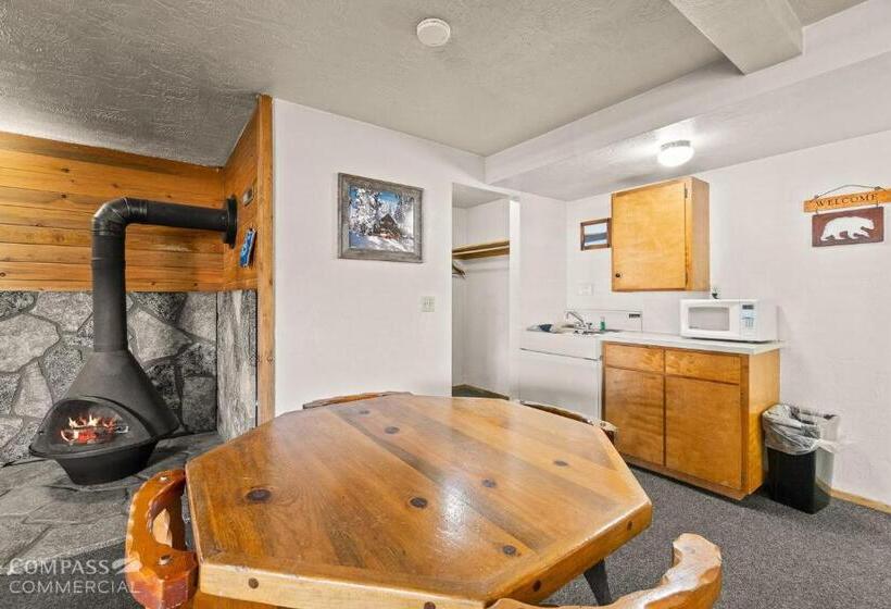 标准间, Willamette Pass Inn & Chalets