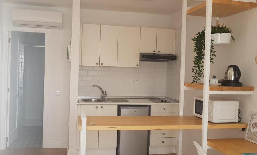 标准工作室, Castillo Beach