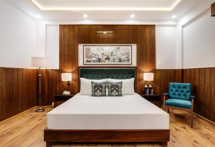 Номер Superior Кровать Кинг, Lemon Tree Hotel Mcleodganj