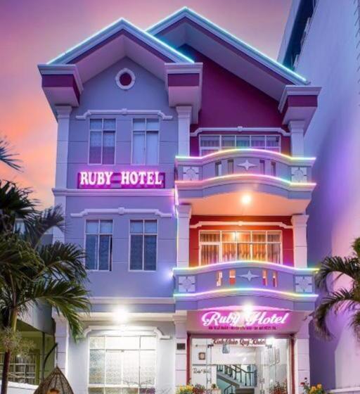 اتاق سوپریور, Ruby Hotel Côn đảo