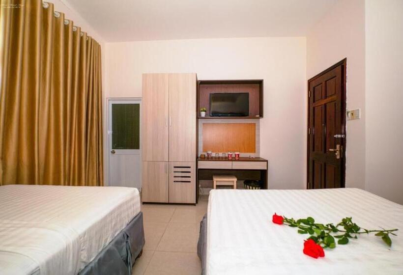 اتاق استاندارد سه نفره, Ruby Hotel Côn đảo