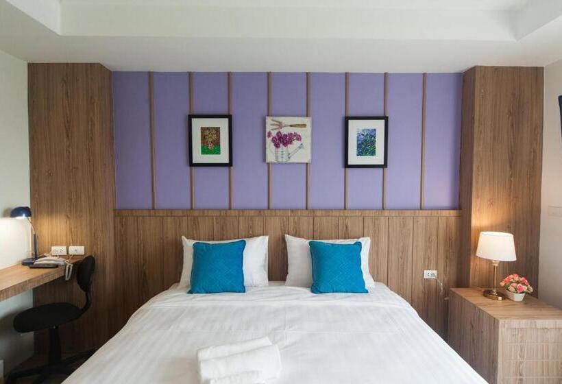 디럭스 룸 킹사이즈 침대, Anchan Laguna Hotel โรงแรมอัญชันลากูน่า