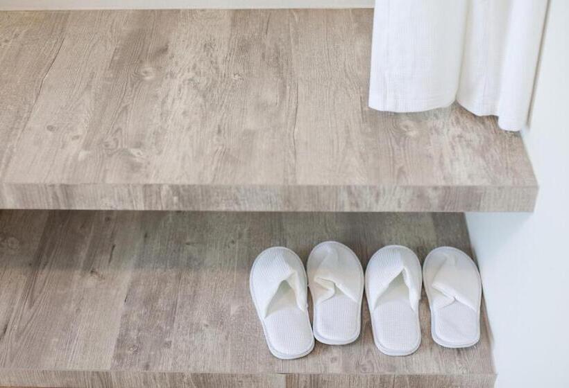 스위트, Anchan Laguna Hotel โรงแรมอัญชันลากูน่า