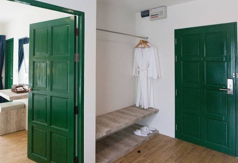 스위트, Anchan Laguna Hotel โรงแรมอัญชันลากูน่า