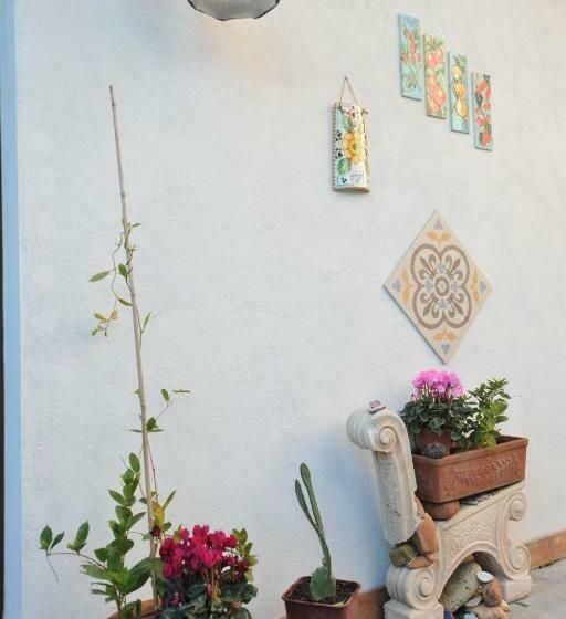 Семейный Номер, B&b Le Cycas