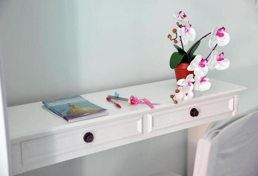 Семейный Номер, B&b Le Cycas