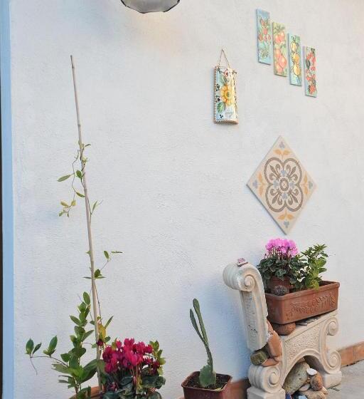 Семейный Номер, B&b Le Cycas