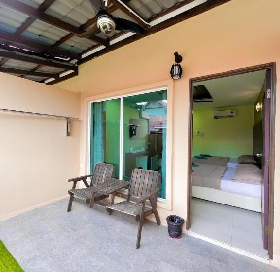 غرفة عائلية مطلّة علي الحديقة, Chuu Pun Village Resort