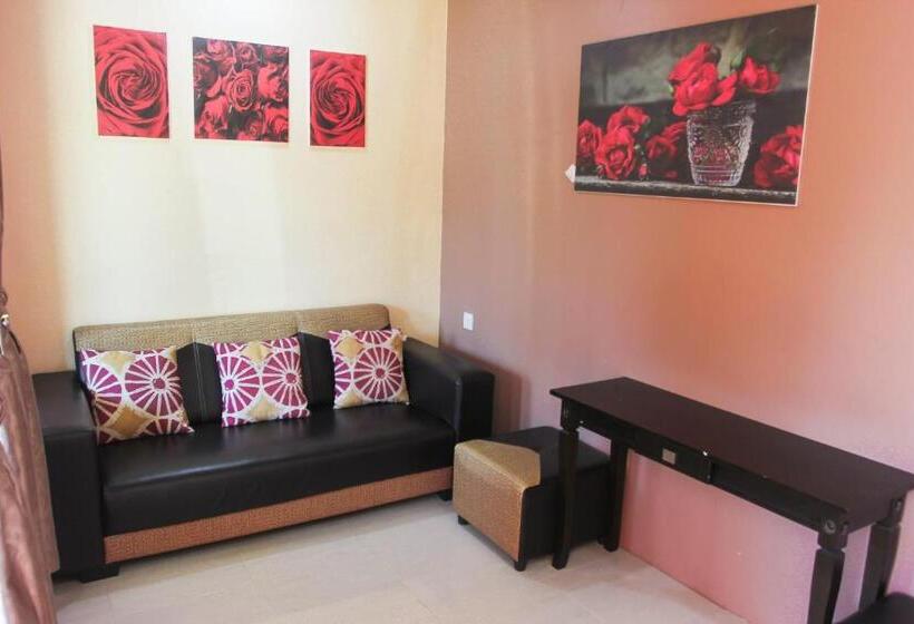 ‫فيلا غرفة نوم واحدة, Chuu Pun Village Resort