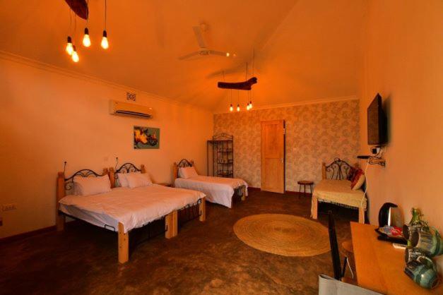 Четырехместный номер Премиум, Boulevard Inn Mt Meru