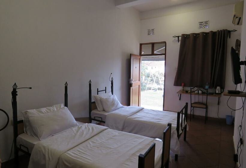 اتاق لوکس, Boulevard Inn Mt Meru