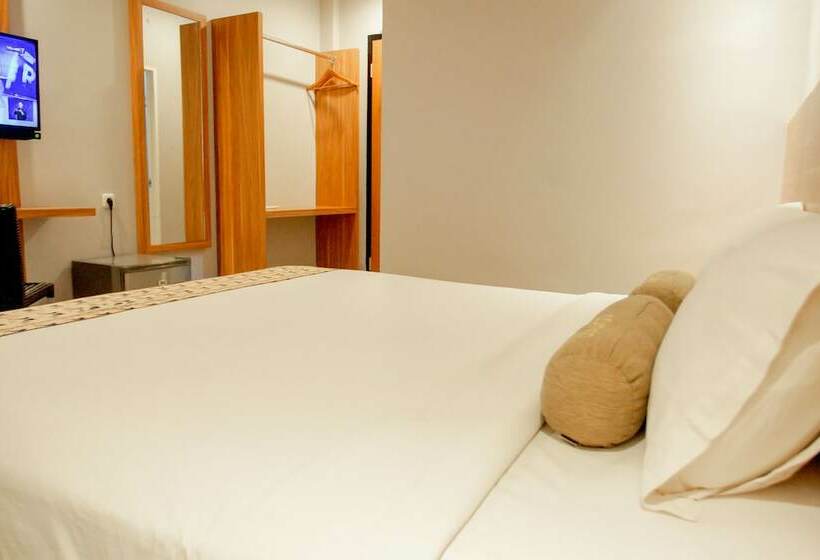 デラックスルーム, Careinn Hotel Merauke