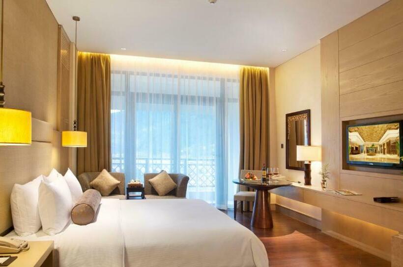 스탠다드 룸 퀸사이즈 침대, Dahongpao Resort