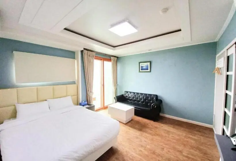 اتاق لوکس با چشمانداز دریا, Dawoo Resortel