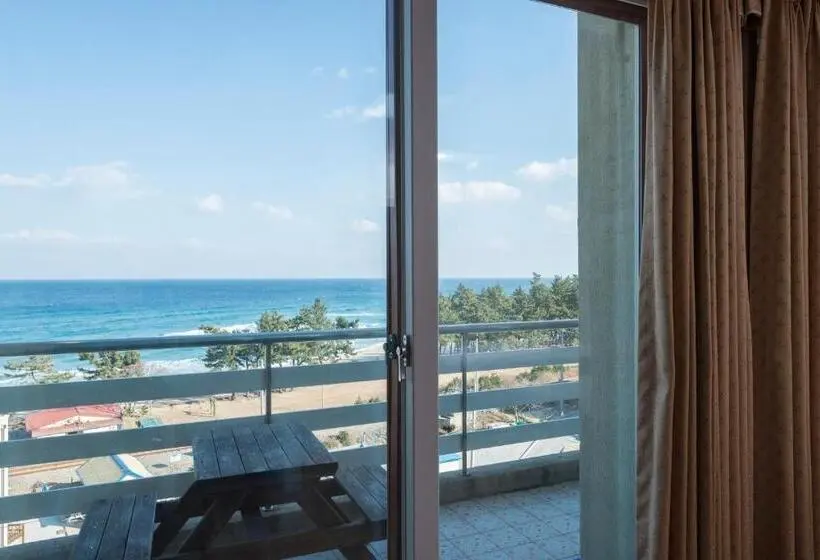 اتاق سوپریور با چشمانداز دریا, Dawoo Resortel