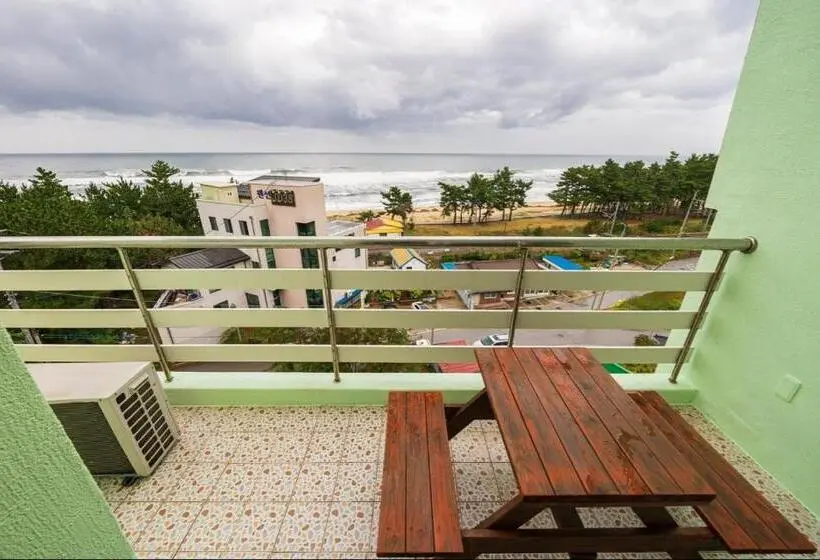 استودیوی سوپریور, Dawoo Resortel