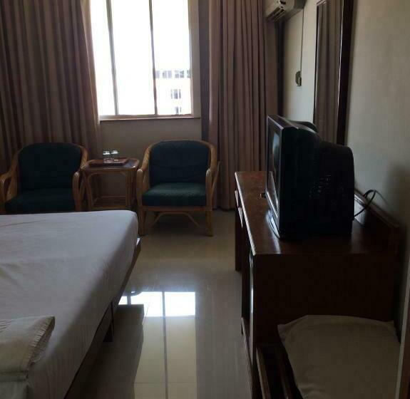 디럭스 룸, Paradorn Inn