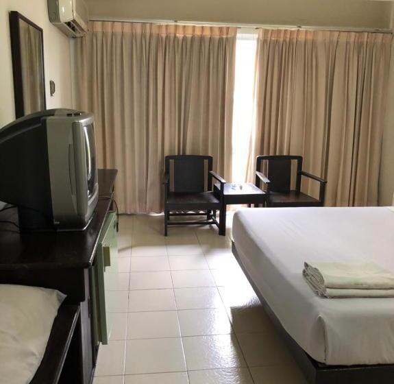 스탠다드 룸, Paradorn Inn