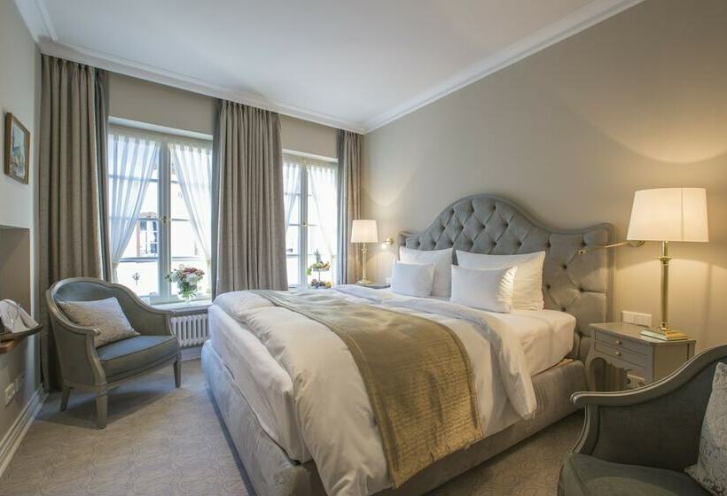 سوییت جونیور, Romantik Hotel Zur Glocke