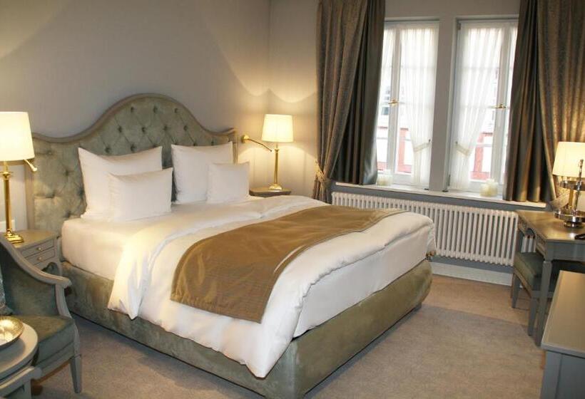 اتاق لوکس, Romantik Hotel Zur Glocke