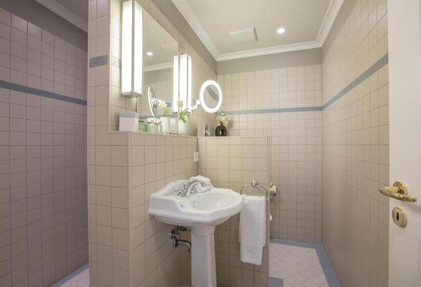 اتاق استاندارد, Romantik Hotel Zur Glocke