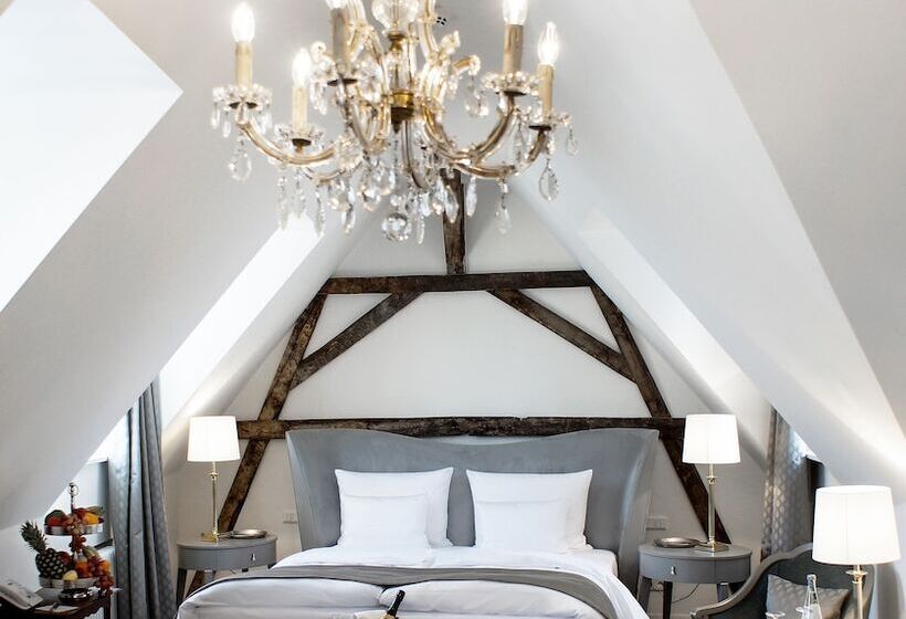 سوییت, Romantik Hotel Zur Glocke