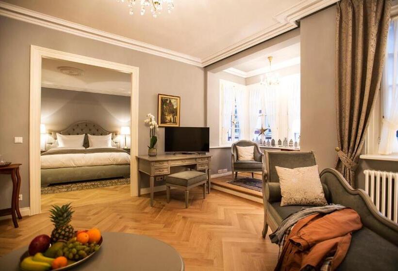 سوییت, Romantik Hotel Zur Glocke